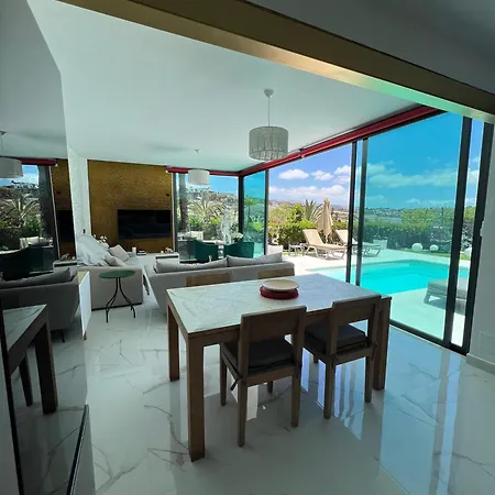 Villa Cooper